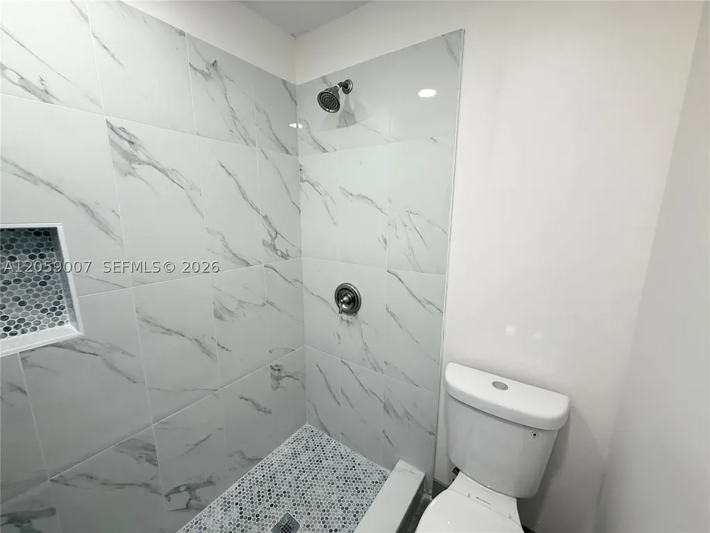 9788 NW 3rd Manor Coral Springs FL 33071