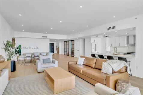 3330 NE 190th Street Aventura FL 33180