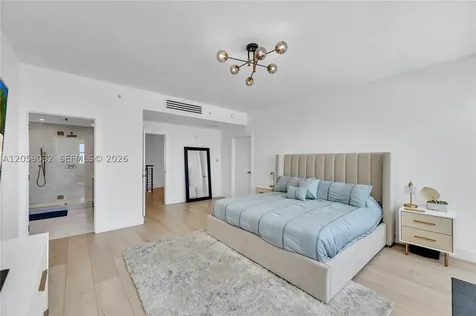 3330 NE 190th Street Aventura FL 33180