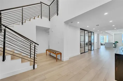 3330 NE 190th Street Aventura FL 33180