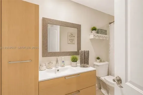 8290 Lake Drive Doral FL 33166