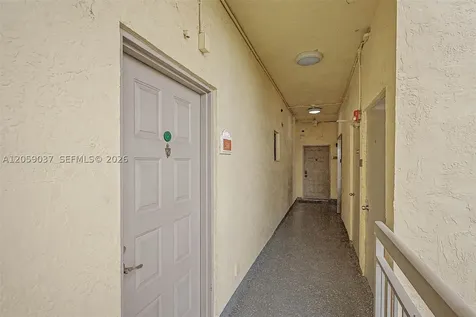 8290 Lake Drive Doral FL 33166