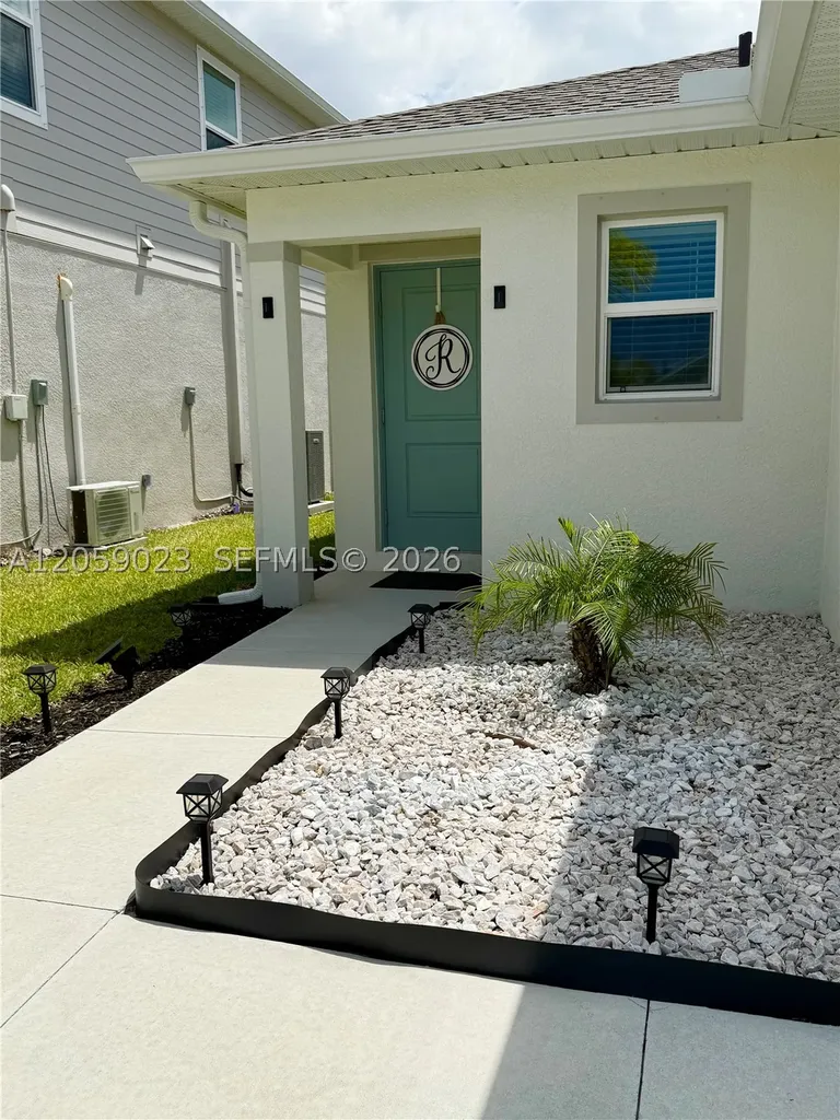 12119 Shortleaf Pine Trail Fort Myers FL 33966