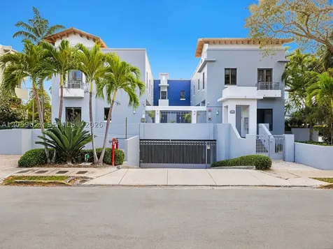 5864 SW 74th Terrace South Miami FL 33143