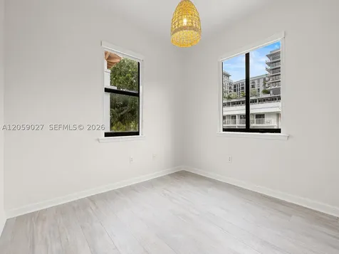 5864 SW 74th Terrace South Miami FL 33143