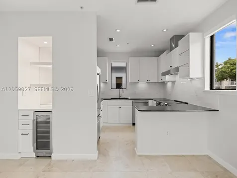 5864 SW 74th Terrace South Miami FL 33143