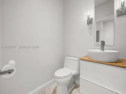 5864 SW 74th Terrace South Miami FL 33143