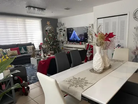 8123 W 36th Avenue Hialeah FL 33018