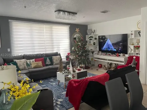 8123 W 36th Avenue Hialeah FL 33018