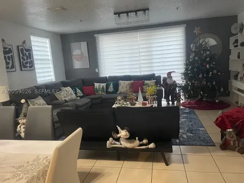 8123 W 36th Avenue Hialeah FL 33018