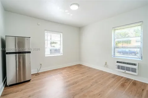 433 NE 82nd Street Miami FL 33138