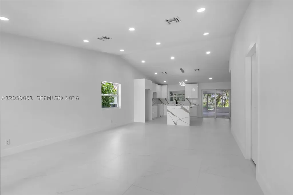 2828 NW 95th Avenue Coral Springs FL 33065