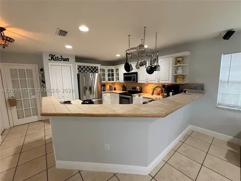 15253 SW 138th Terrace Miami FL 33196