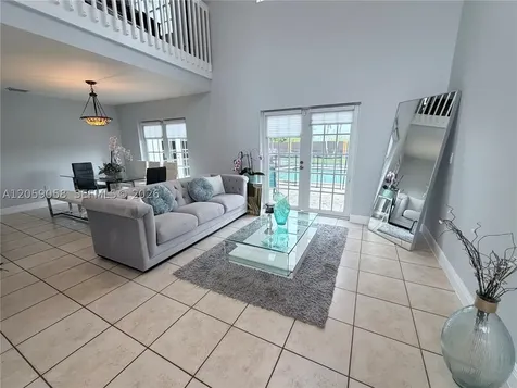 15253 SW 138th Terrace Miami FL 33196