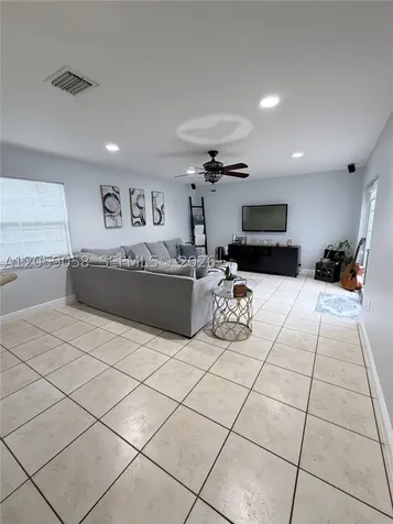 15253 SW 138th Terrace Miami FL 33196