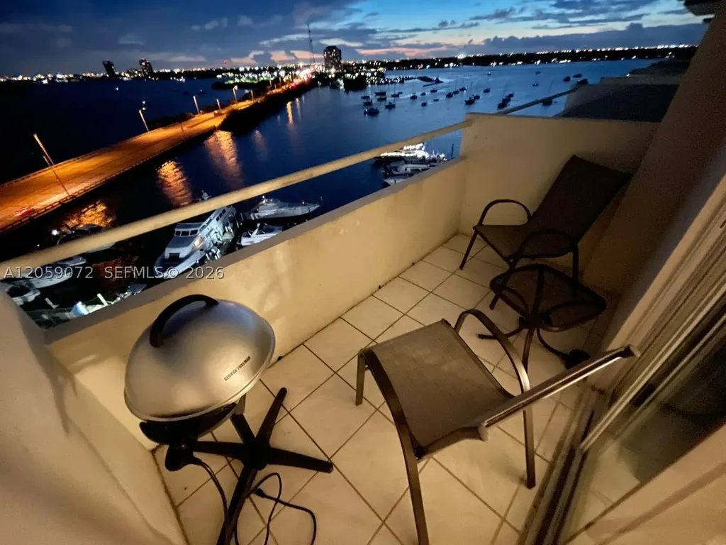 7904 West Drive North Bay Village FL 33141