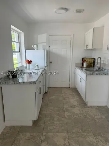 1049 NW 95th Street Miami FL 33150