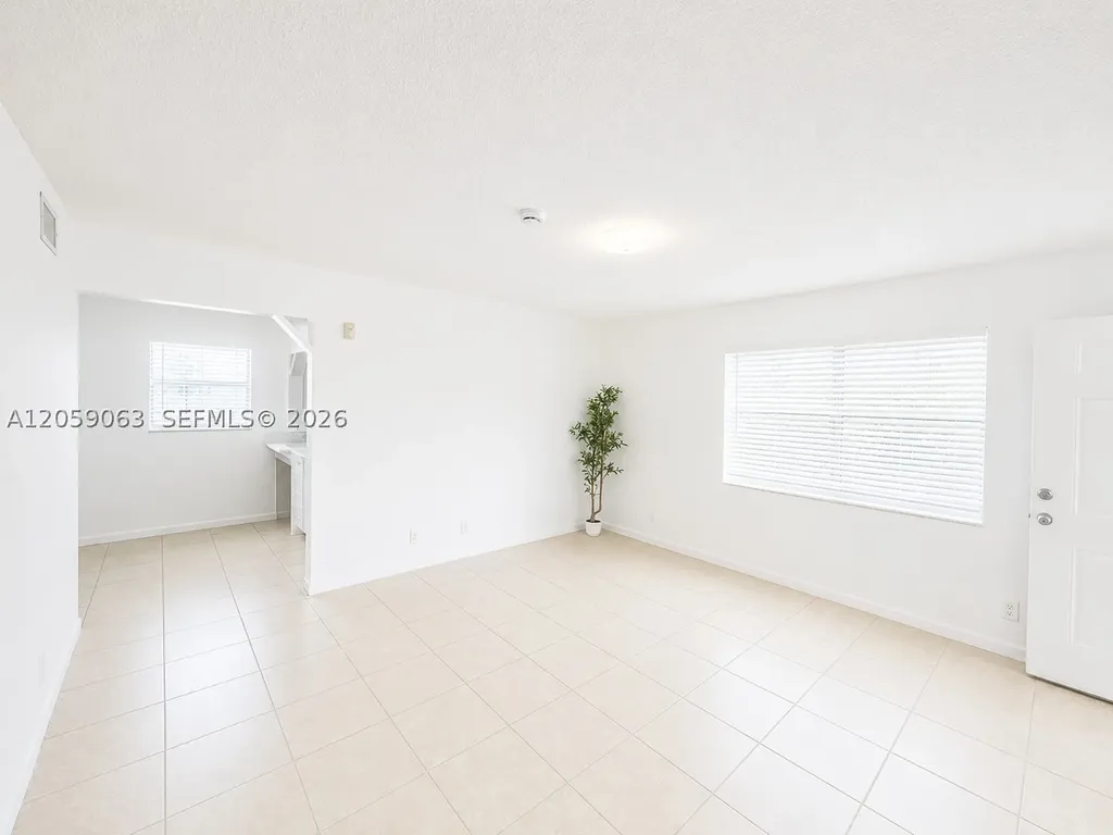 2521 Pierce Street Hollywood FL 33020