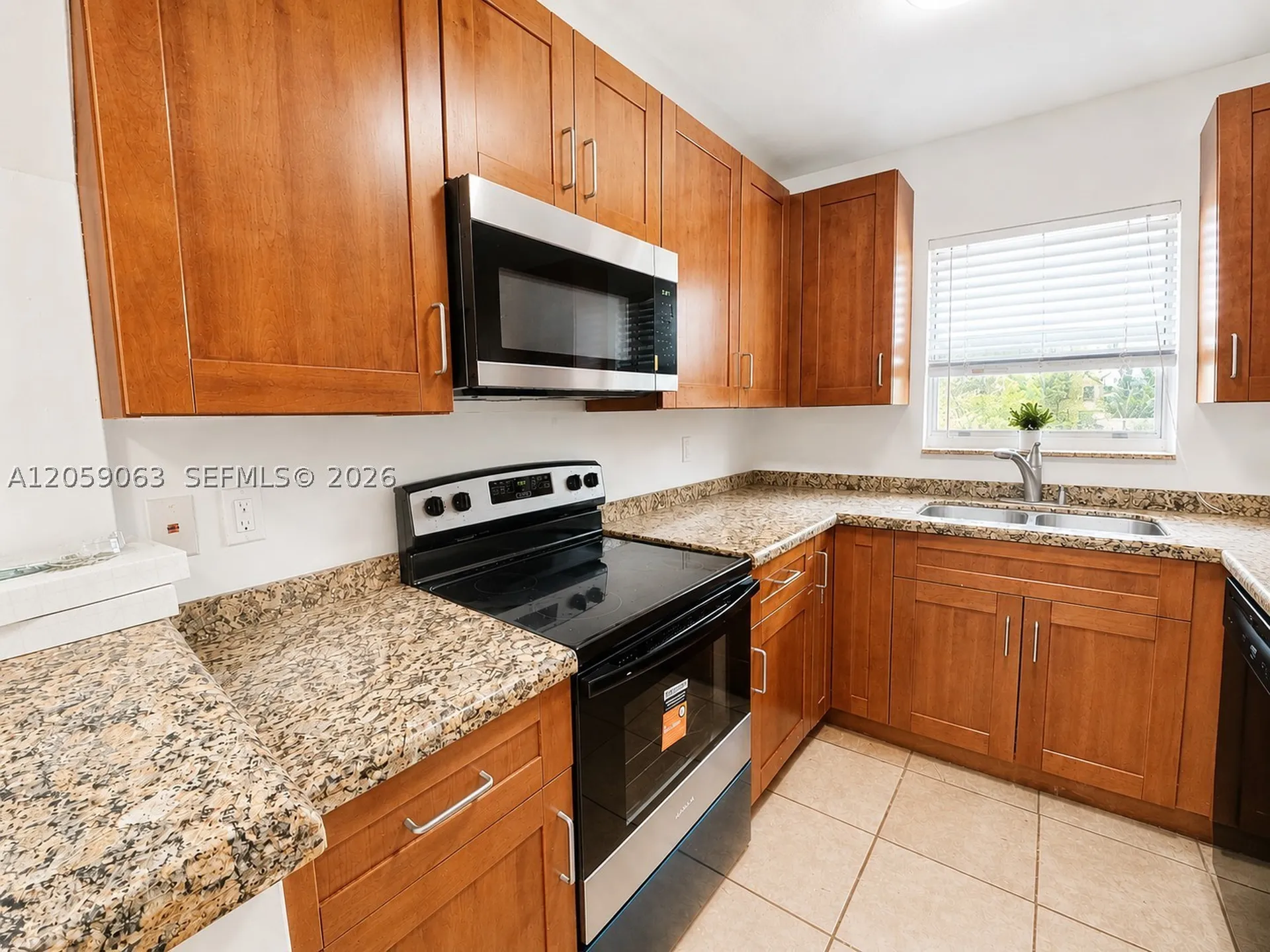 2521 Pierce Street Hollywood FL 33020