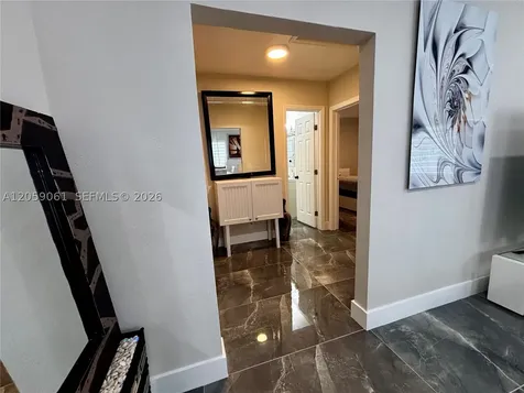 1043 NW 33rd Street Miami FL 33127