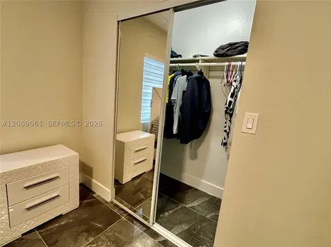 1043 NW 33rd Street Miami FL 33127