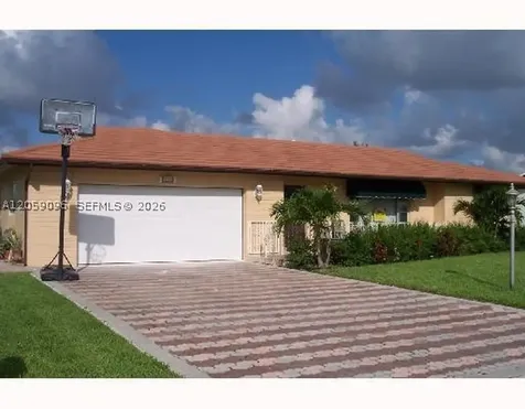 8108 NW 93rd Terrace Tamarac FL 33321