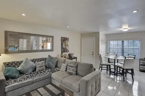 10540 SW 154th Miami FL 33196