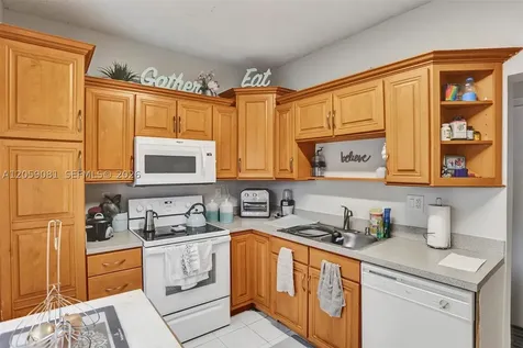 10540 SW 154th Miami FL 33196