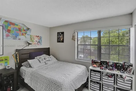 10540 SW 154th Miami FL 33196