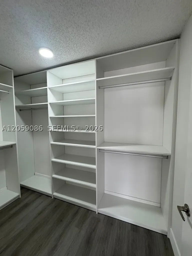 510 S Park Road Hollywood FL 33021