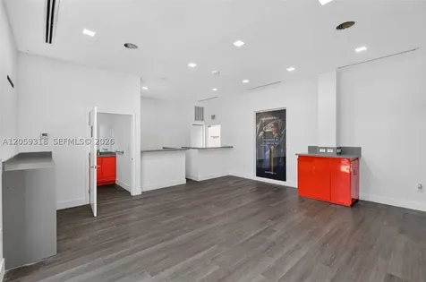 4029 NW 25th Street Miami FL 33142