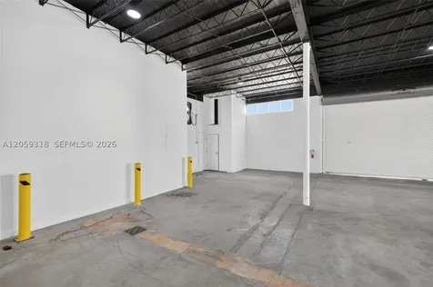 4029 NW 25th Street Miami FL 33142