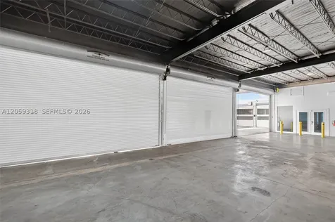 4029 NW 25th Street Miami FL 33142
