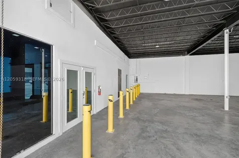 4029 NW 25th Street Miami FL 33142