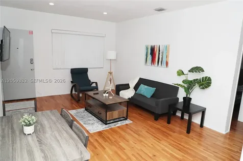 215 Antilla Avenue Coral Gables FL 33134