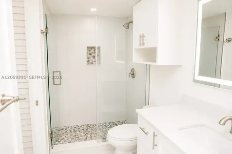 2750 W 76th Street Hialeah FL 33016