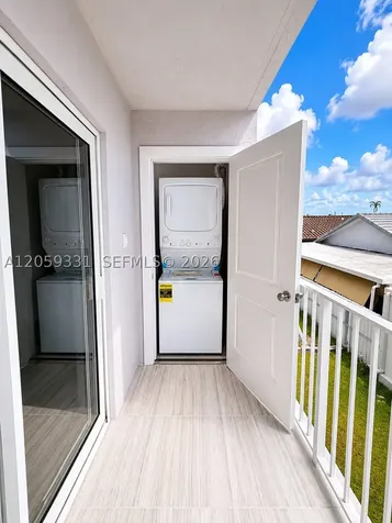 2750 W 76th Street Hialeah FL 33016