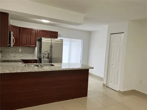 15410 SW 74th Cir Court Miami FL 33193
