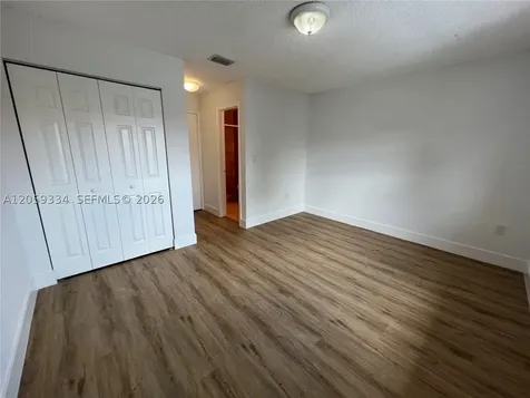 15410 SW 74th Cir Court Miami FL 33193