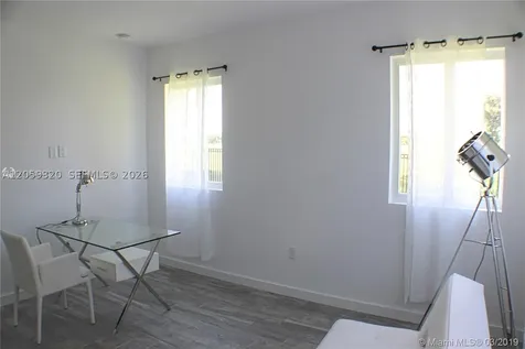 Miami Beach FL 33141