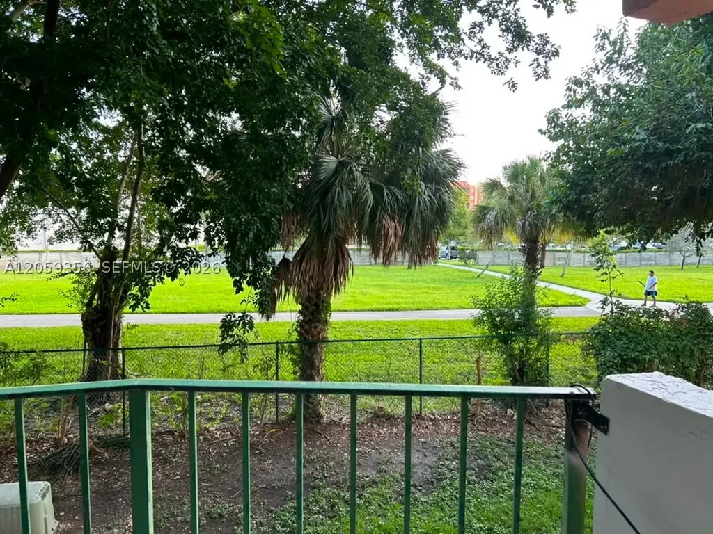 9320 Fontainebleau Boulevard Miami FL 33172