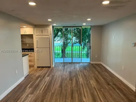 9320 Fontainebleau Boulevard Miami FL 33172