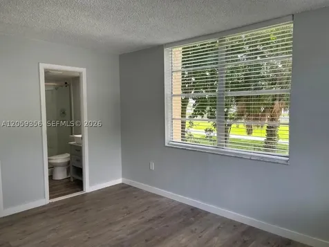 9320 Fontainebleau Boulevard Miami FL 33172