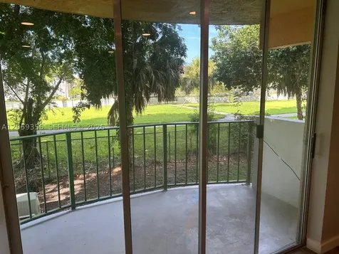 9320 Fontainebleau Boulevard Miami FL 33172