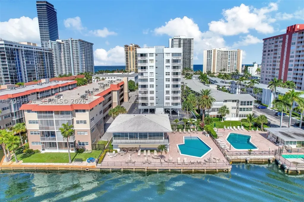 3113 S Ocean Drive Hallandale Beach FL 33009