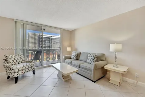 3113 S Ocean Drive Hallandale Beach FL 33009