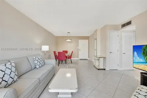3113 S Ocean Drive Hallandale Beach FL 33009