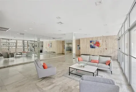 3113 S Ocean Drive Hallandale Beach FL 33009