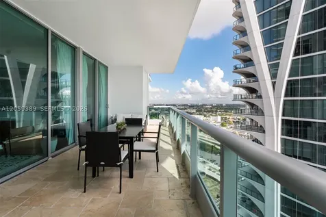 900 Biscayne Boulevard Miami FL 33132
