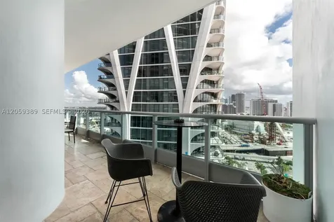900 Biscayne Boulevard Miami FL 33132